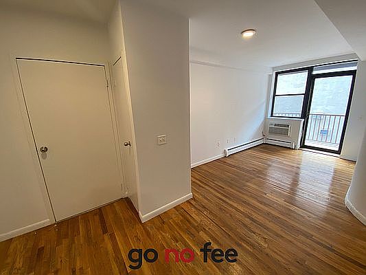 4th image of 41 Avenue B APT 5A