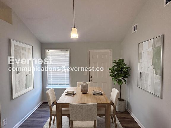 4th image of 206 Dove Pl
