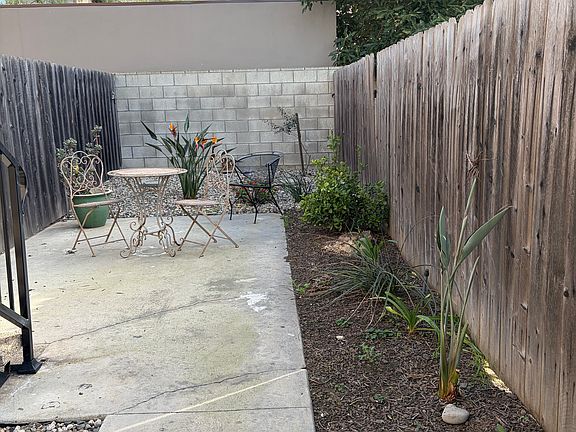 5th image of 380 Coronado Ave APT 2