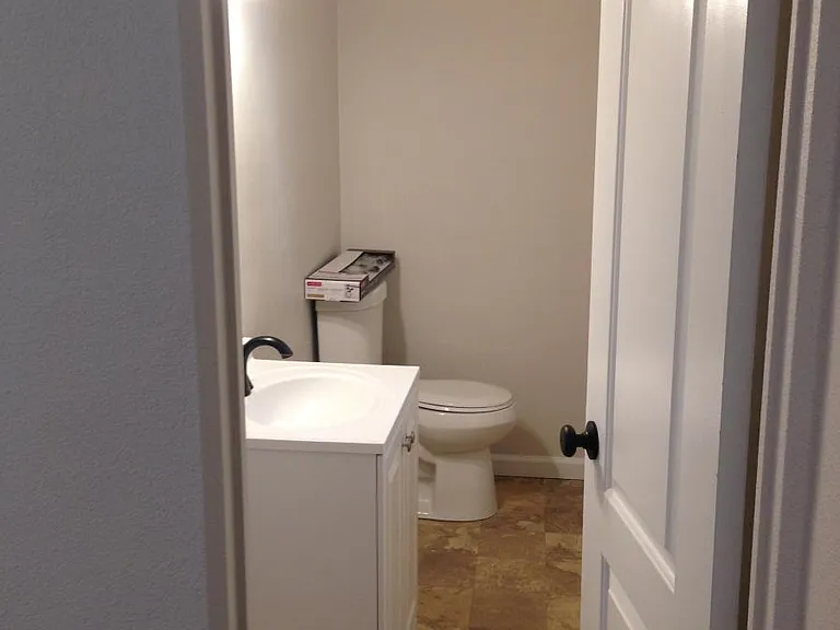 1014 Rhondell Ln — Photo 7