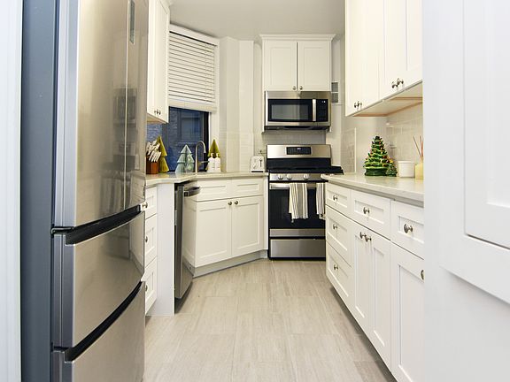 5th image of 105 W 73rd St APT 3B