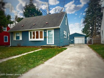 820 E Greenlawn Ave, Lansing, MI, 48910