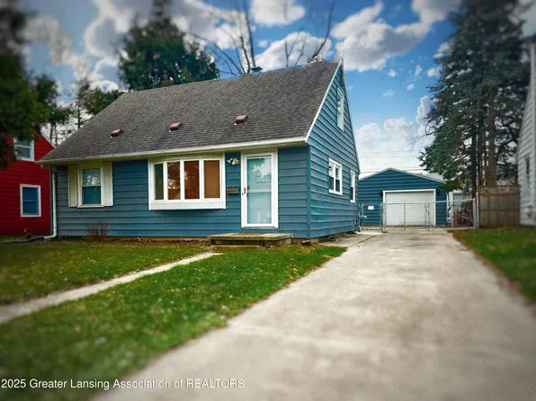 820 E Greenlawn Ave, Lansing, MI 48910