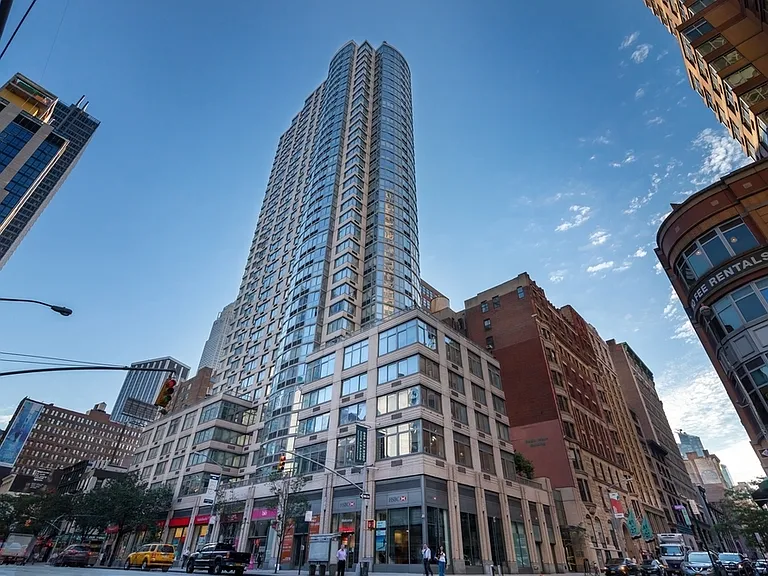 800 6th Ave #22C — Photo 13