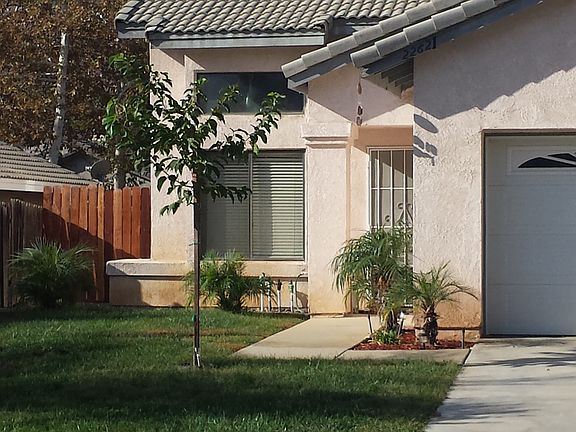 3rd image of 22621 Springdale Dr