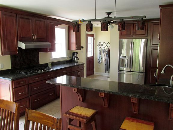 5th image of 16 Woestina St