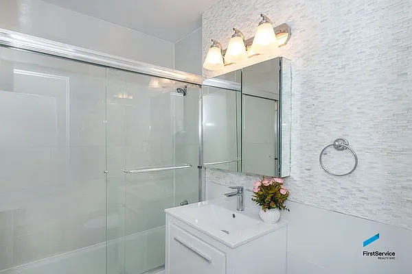 Rented by FirstService Realty (legacy) | media 25