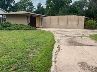7000 W 12th St N, Wichita, KS 67212