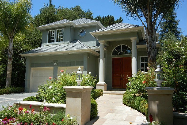 1st image of 243 Tennyson Ave