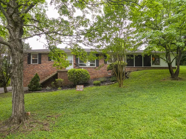 2417 Woodberry Dr, Nashville, TN 37214