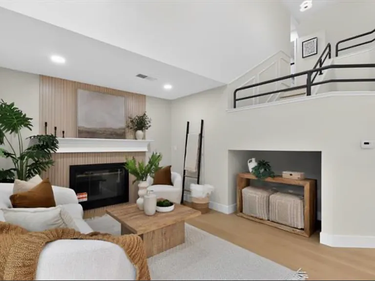 7351 Forsum Rd — Photo 10