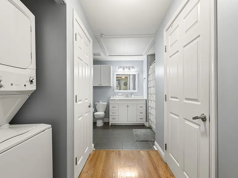 10 Seaport Dr #2111 — Photo 21