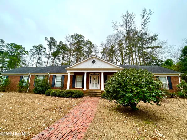 1203 Dogwood Lane, Laurinburg, NC 28352