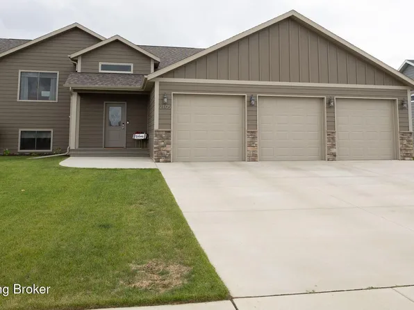 2105 Wahl St, Dickinson, ND 58601