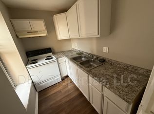 1324 Academy Ave APT C, Saint Louis, MO 63113