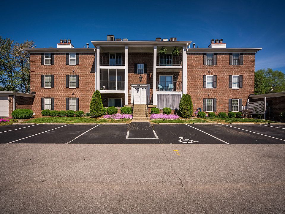 1st image of 409 Donard Park Ave