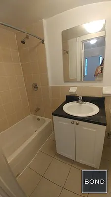 Rented by Bond New York | media 18