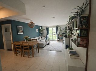 203 Huron St APT 3F, Brooklyn, NY 11222