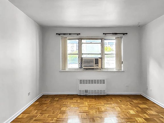 3rd image of 31-90 140th St APT 1L