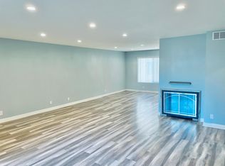7718 Via Sorrento, Burbank, CA 91504