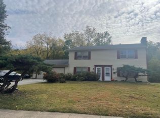 602 Manor Dr, Iowa City, IA 52246