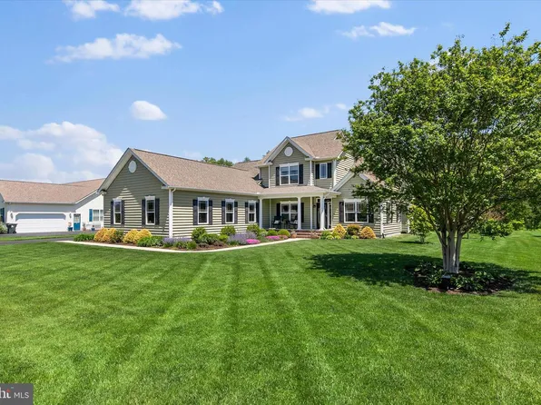 16254 Edgewater Dr, Milton, DE 19968