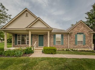 128 Commons Cir, Saline, MI 48176