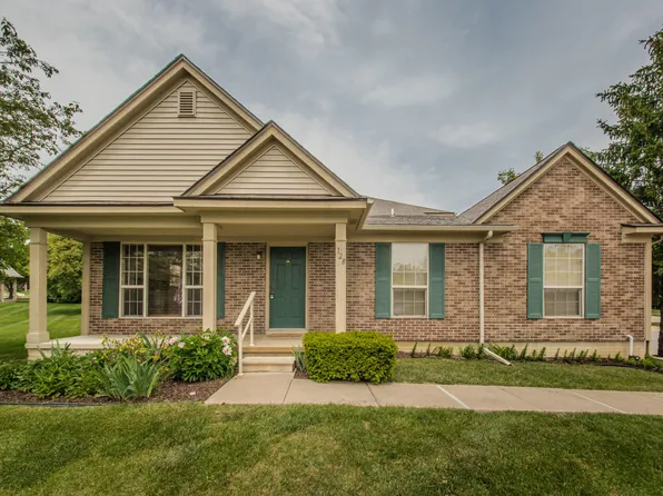 128 Commons Cir, Saline, MI 48176