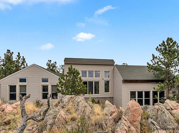 11 Harriman Dr, Granite Canon, WY 82059
