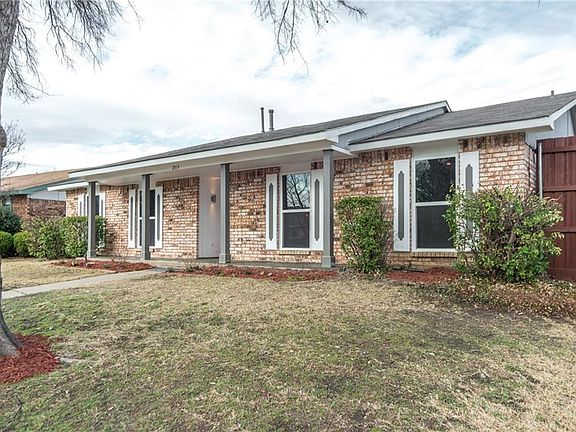 3rd image of 2019 Emory Oak Dr