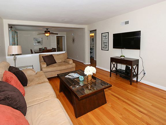 4th image of 6732 Bancroft Ave