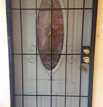 5th image of 669 Cypress Ave