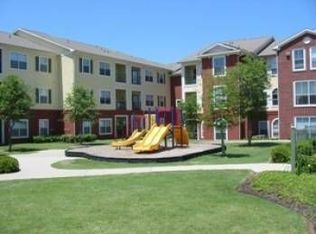 971 E Sanford St, Arlington, TX 76011
