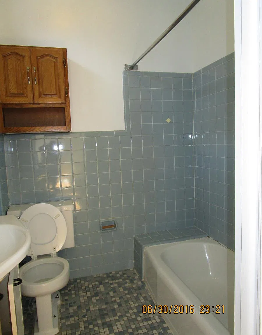 Studio, 300 sqft, $1,225 — Photo 4