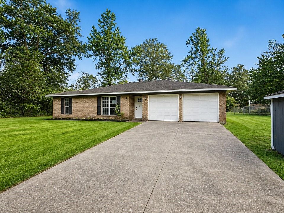 1st image of 25823 Water Ridge Dr