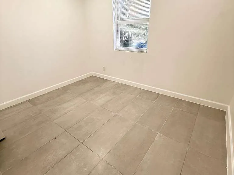 504 NW 15th Ave #1-A — Photo 5