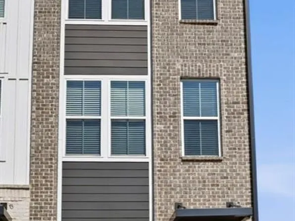 2631 Creekside Dr NW, Atlanta, GA 30318