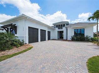 1663 Vinland Way, Naples, FL 34105