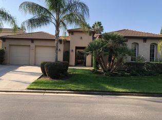 1709 E Banwell Ln, Fresno, CA
