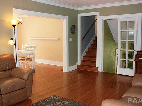 5th image of 230 W Hanssler Pl