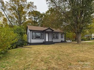 608 11th St SW, Hickory, NC 28602