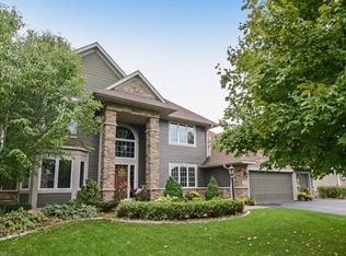 3351 Charleston Dr, Woodbury, MN 55129