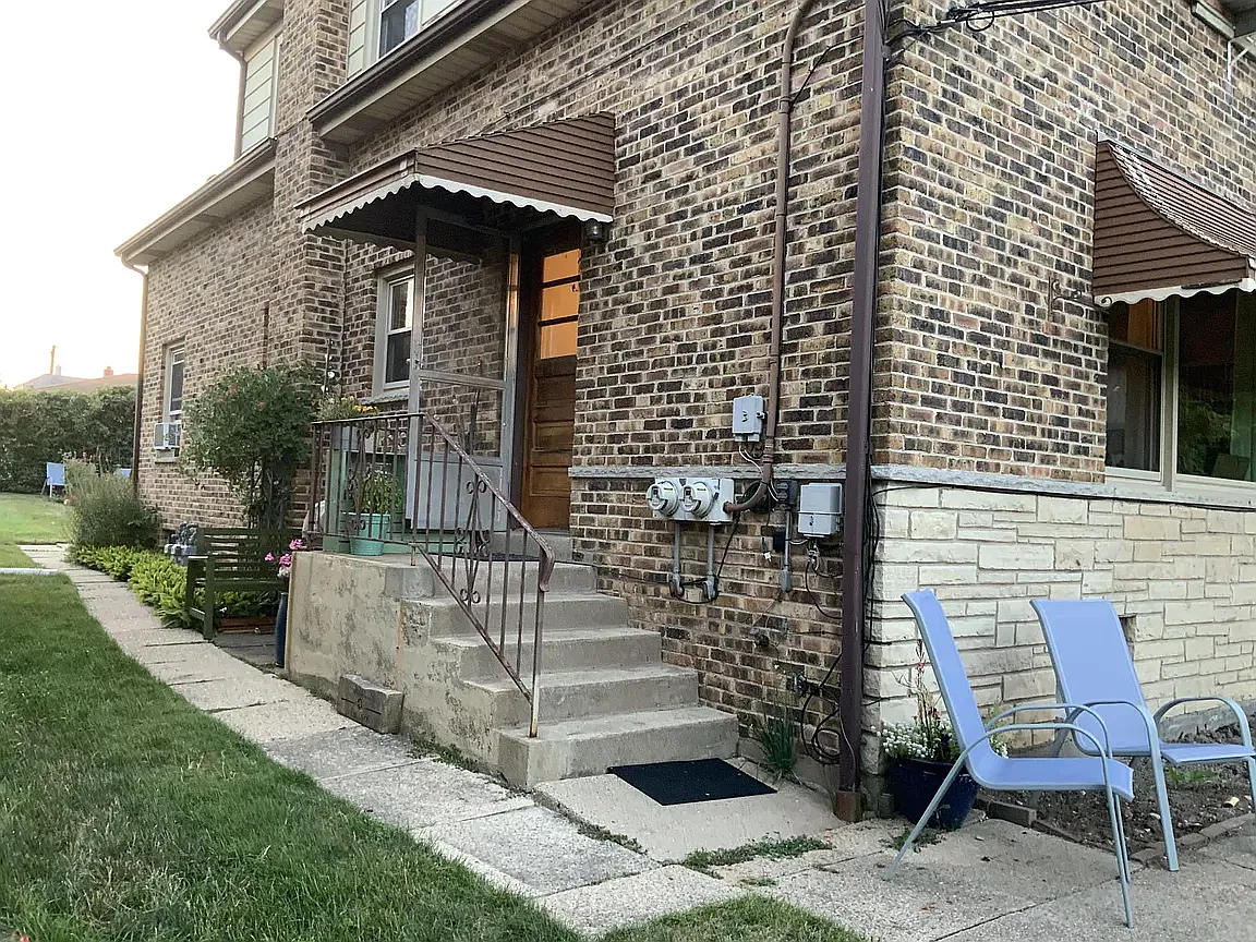 Building Photo - 113 Burtis Ave #A