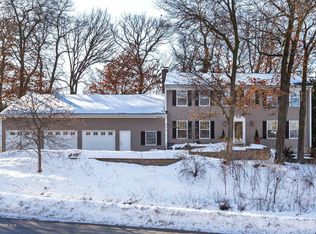 1006 20th St NW, Rochester, MN 55901