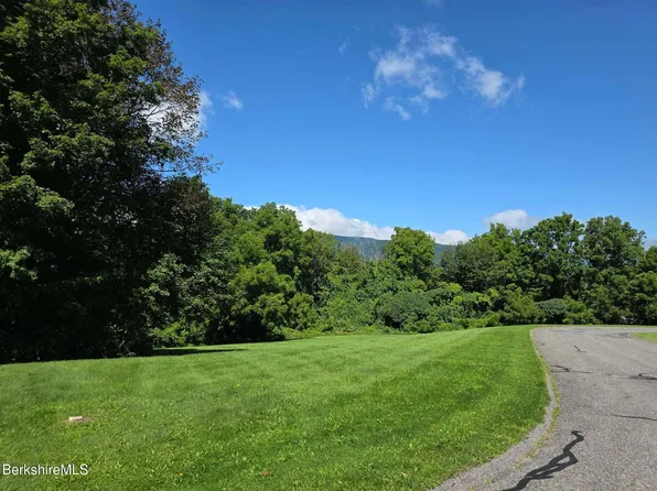 LOT 11 Kingsmont Ln, Adams, MA 01220