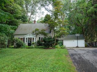 157 Ayrault Rd, Fairport, NY 14450