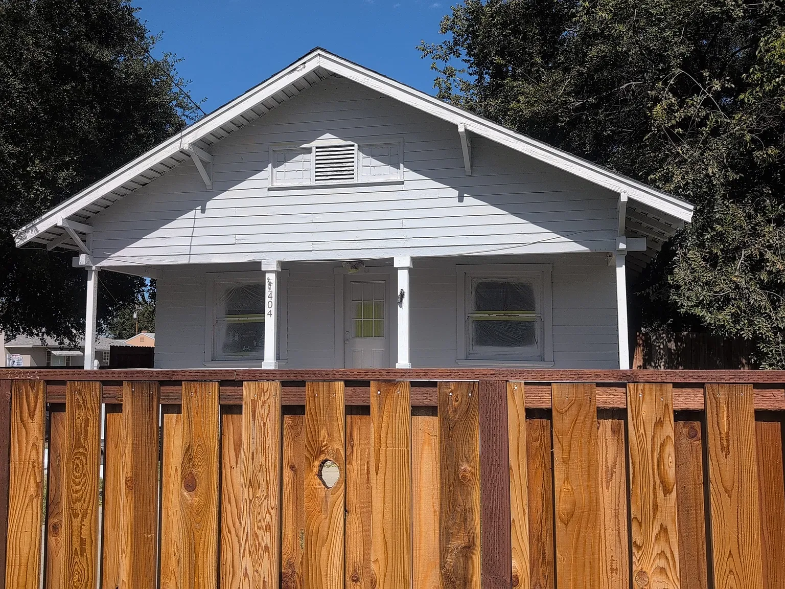 2 bed, 1200 sqft, $2,050 — Photo 1