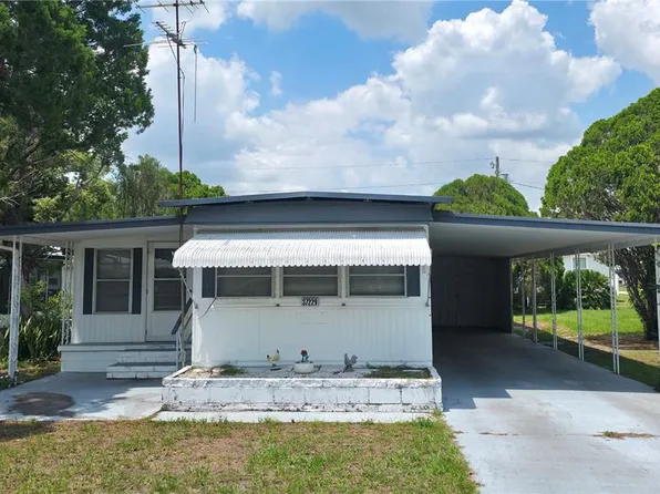 37229 Lois Ave, Zephyrhills, FL 33542