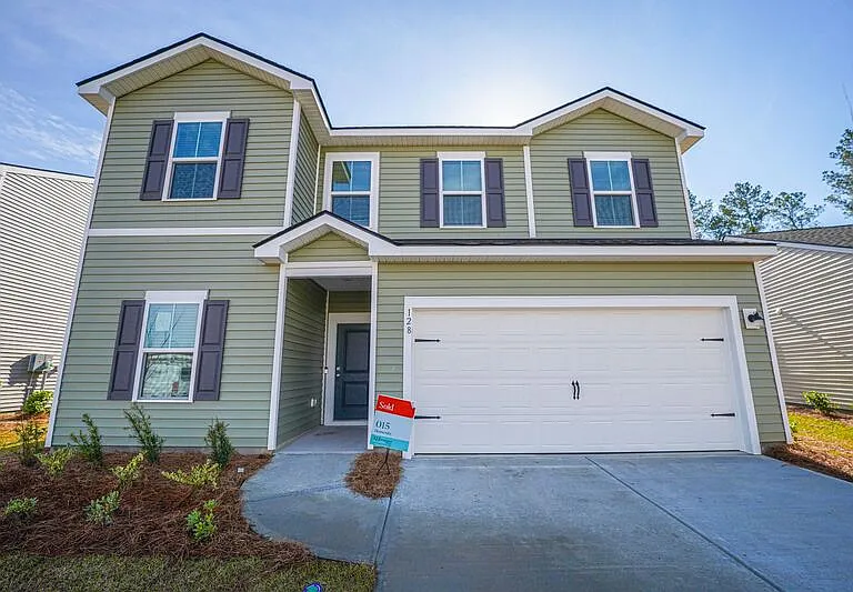 128 Kingswood Cir — Photo 2