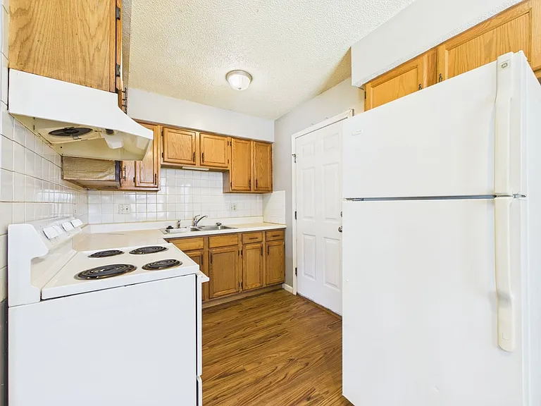 7137 Bales Ave — Photo 10